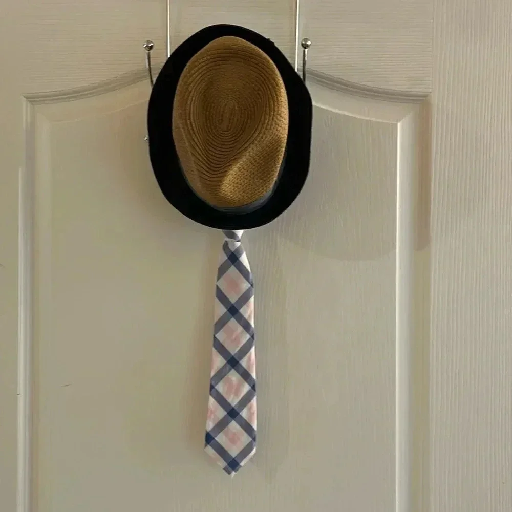 Children’s place neck tie/hat combo